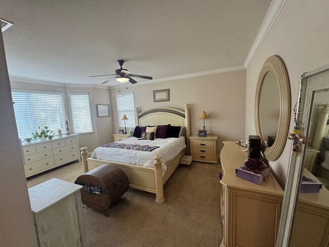 Building Photo - 5 Bed / 3.5 Bath | Elk Grove Single Family...