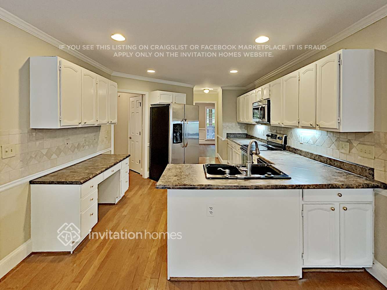 Building Photo - 5876 Brookstone Knoll