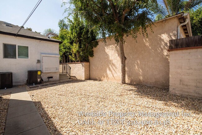 Building Photo - 4274 Elenda St