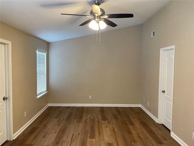 Building Photo - 5092 Windsor Forrest Ln