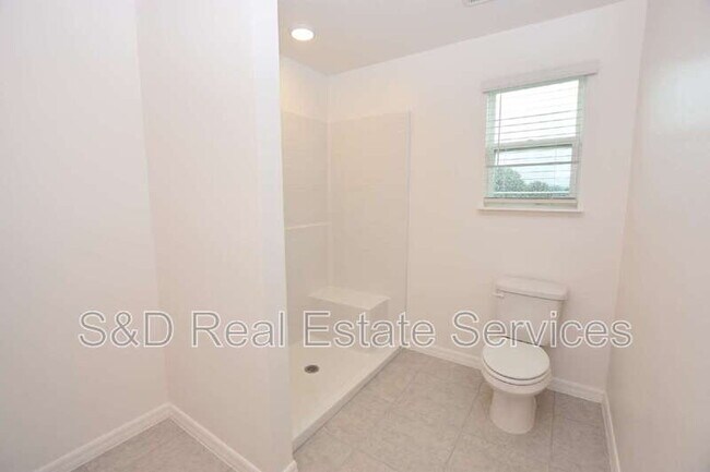Building Photo - 4130 Collegiate Blvd
