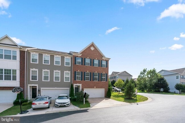 Building Photo - 6704 Saw Mill Ct