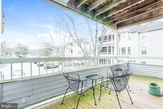 Building Photo - 306 Trinity Ct