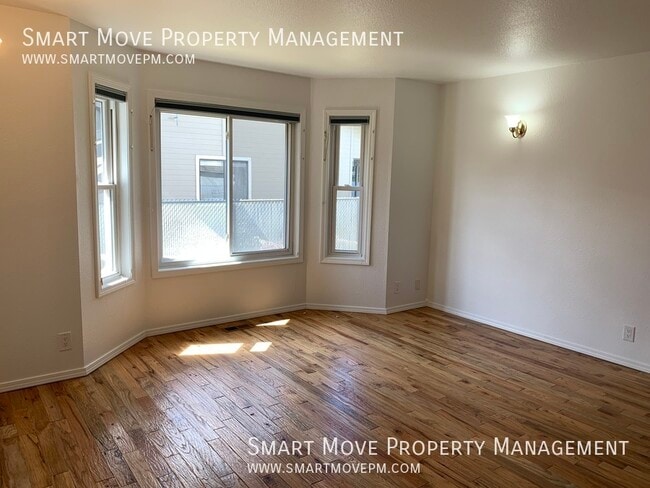 Building Photo - 8826 W Midland St