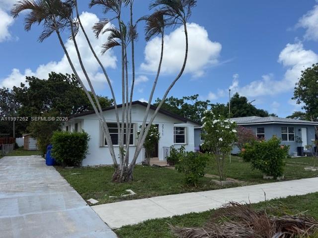 Building Photo - 2711 Dewey St