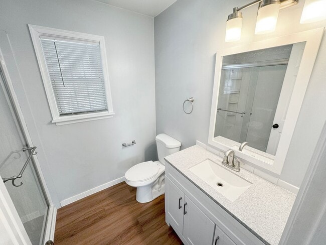 Building Photo - Modern 3 Bedroom Home in Ashland