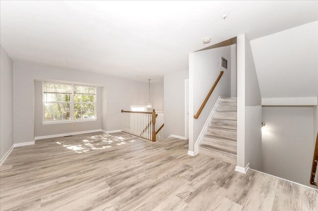 Building Photo - Ballenger Creek Area for Lease