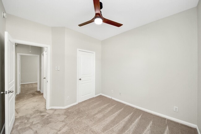 Building Photo - 11015 Harston Dr