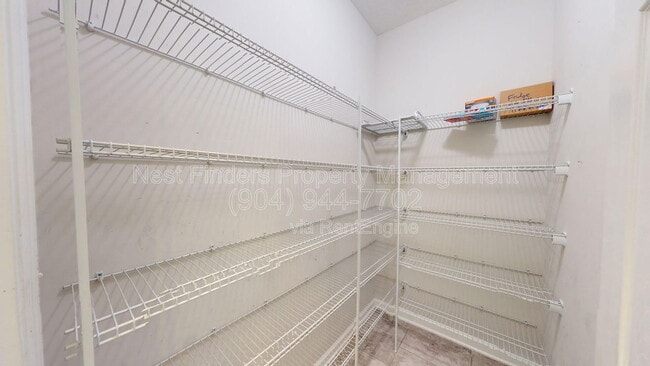 Building Photo - 7061 Azalea Grove Dr