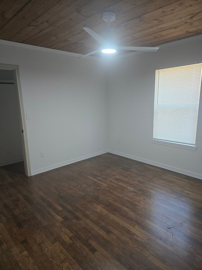 Building Photo - 415 N 23rd St