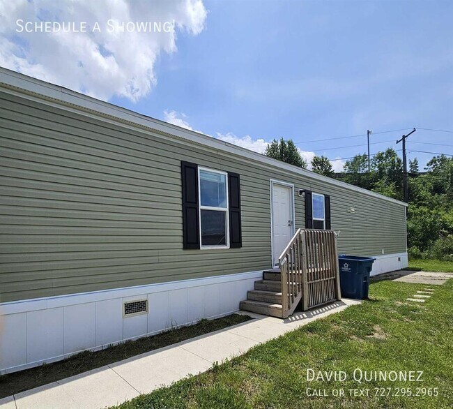 Building Photo - 2737 W Washington Center Rd