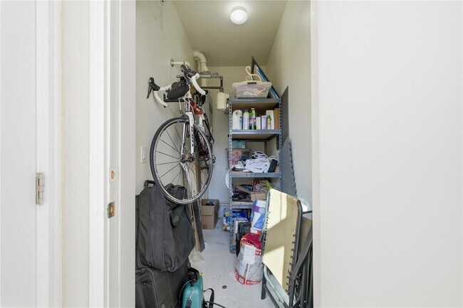 Building Photo - 908 Nueces St