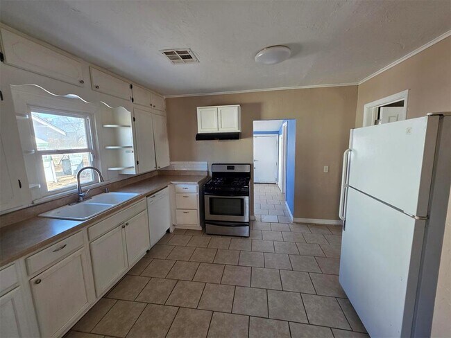 Building Photo - 1517 N Park Ave