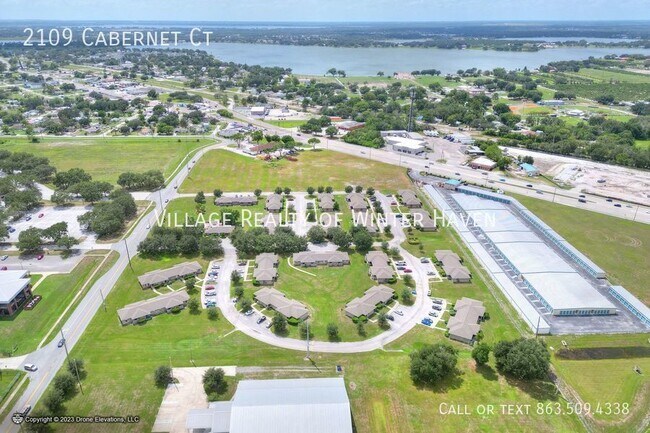 Building Photo - Julian Hills Apartments: Your Oasis in Eag...