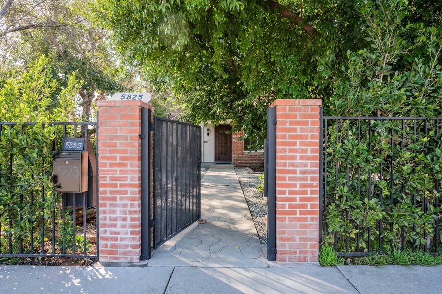 Gated Entry - 5825 Fulton Ave