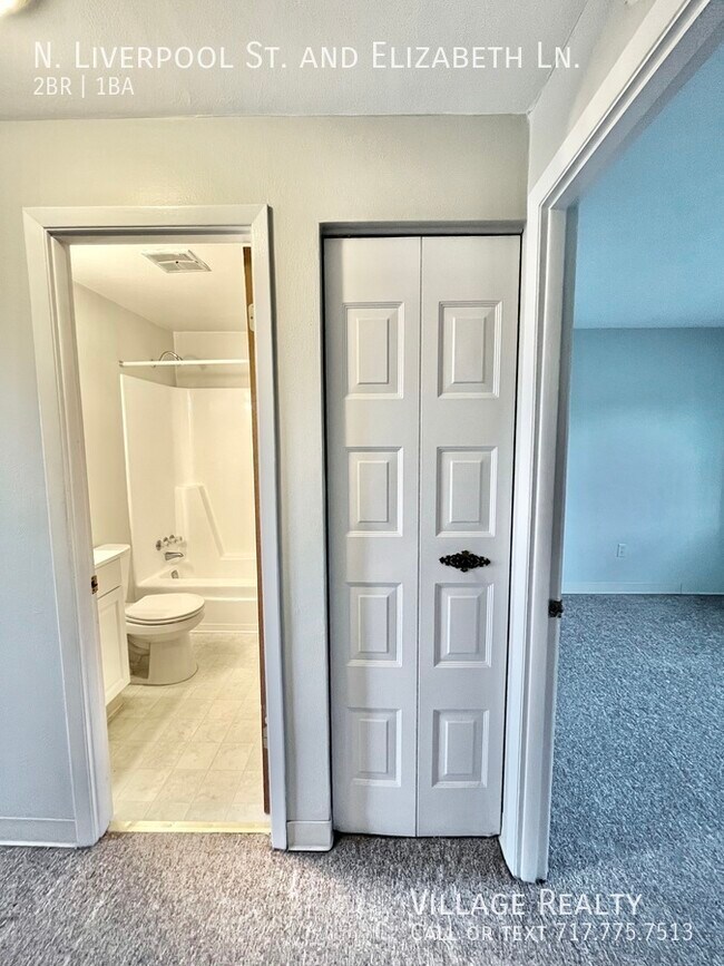 Building Photo - 75 N Liverpool St