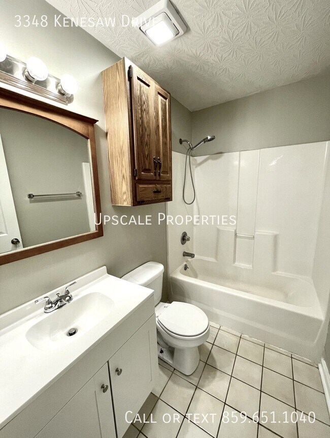 Building Photo - 3348 Kenesaw Dr