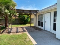 Building Photo - 15606 Finistere St