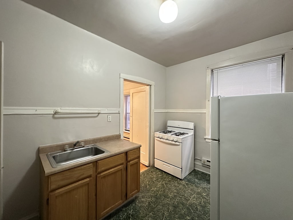 Building Photo - 1314 Oak Ave