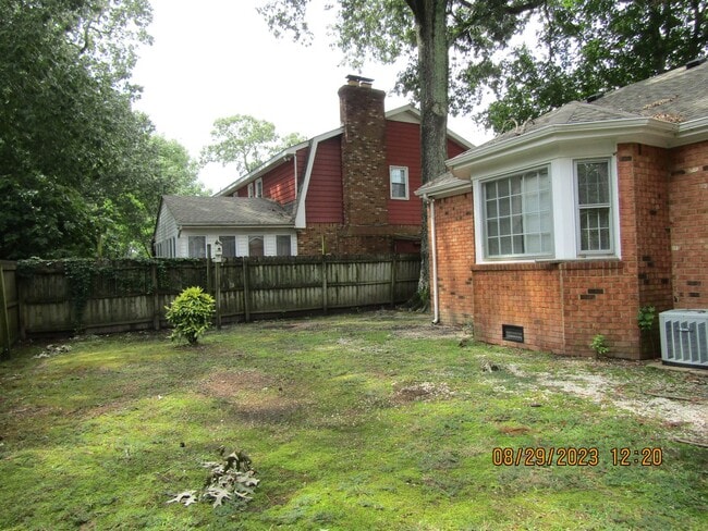 Building Photo - Bellamy Estates