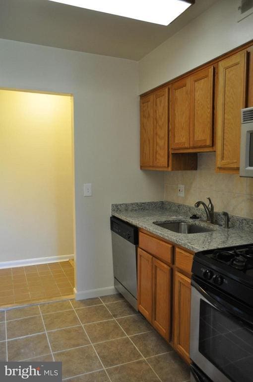 Building Photo - 6091 Majors Ln