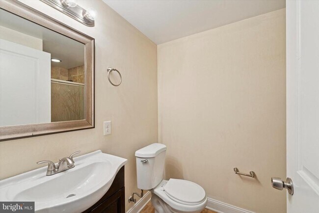 Building Photo - 1421 N 18th St
