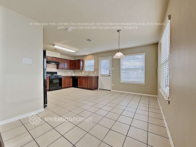 Building Photo - 19239 Canaras Ct