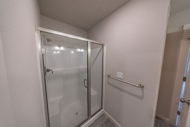 Building Photo - 2333 S Brookside Pl