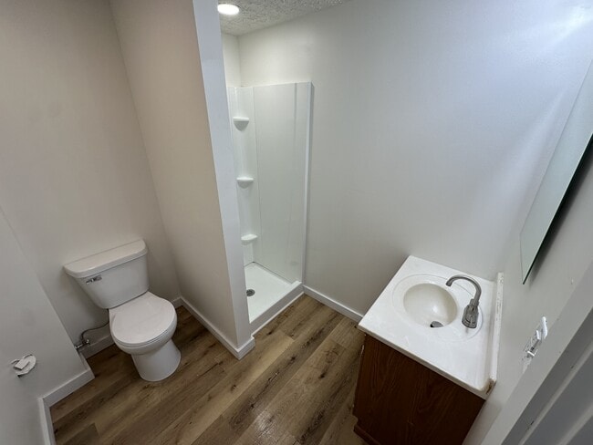 Building Photo - 505 E 23rd St