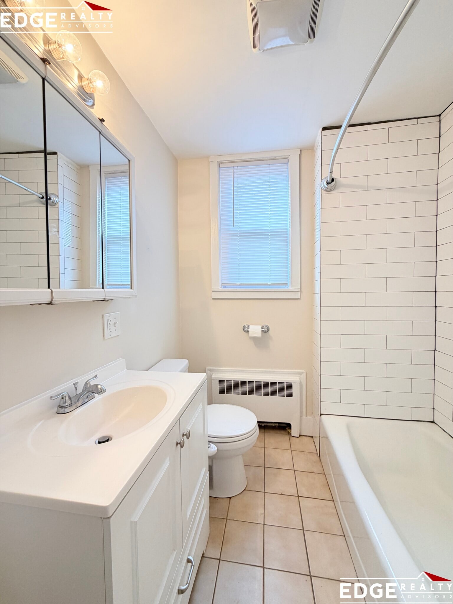 Building Photo - 3 Allen Rd