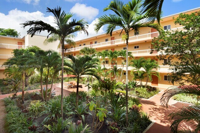 Building Photo - 7701 Camino Real