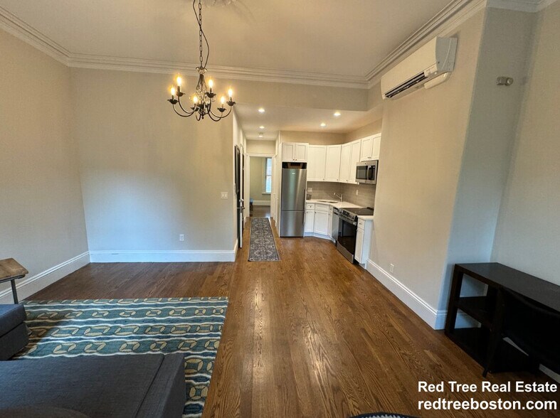 Building Photo - 15 Worthington St