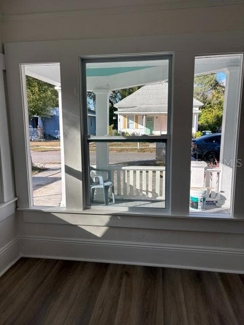 Building Photo - 911 Hart St