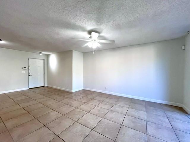 Building Photo - 5681 Riverside Dr