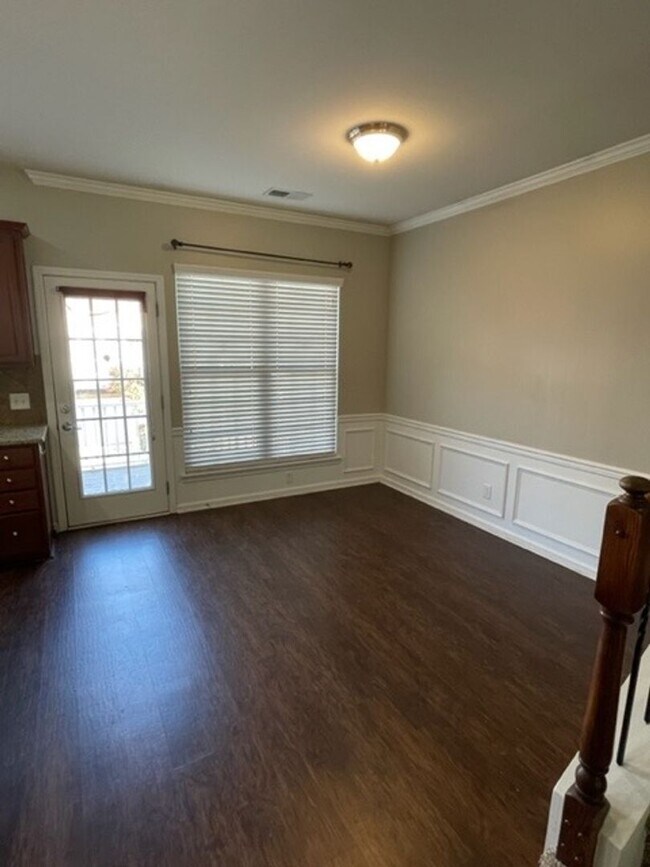 Building Photo - Beautiful 4 beds 3.5 baths in Baxter Village