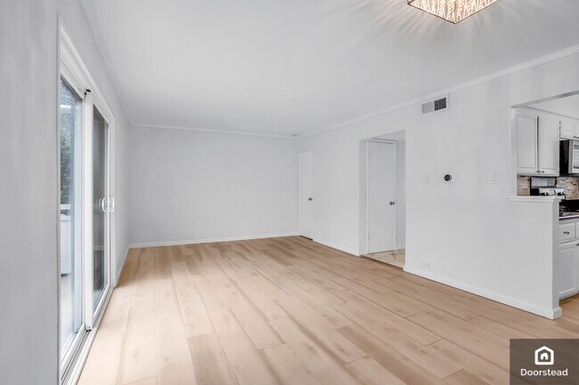 Building Photo - 5218 Admiralty Ln