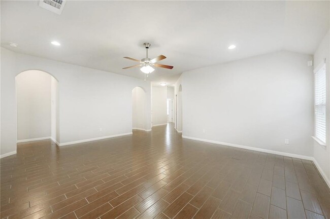 Building Photo - 109 Rusk Bluff Ave