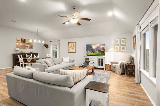 Building Photo - 326 Jewett Meadow Dr