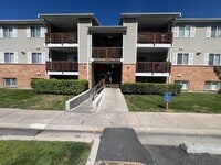 Building Photo - 857 Meadow Pine Ct