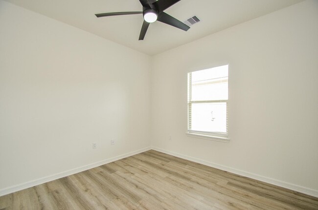 Building Photo - 9722 Champion Heavens Dr