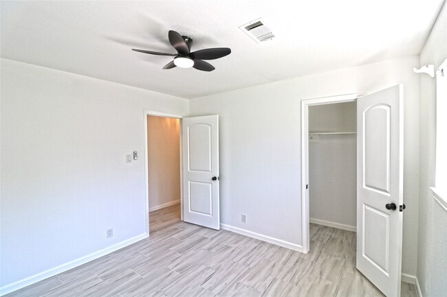 Building Photo - 9211 Blankenship Dr