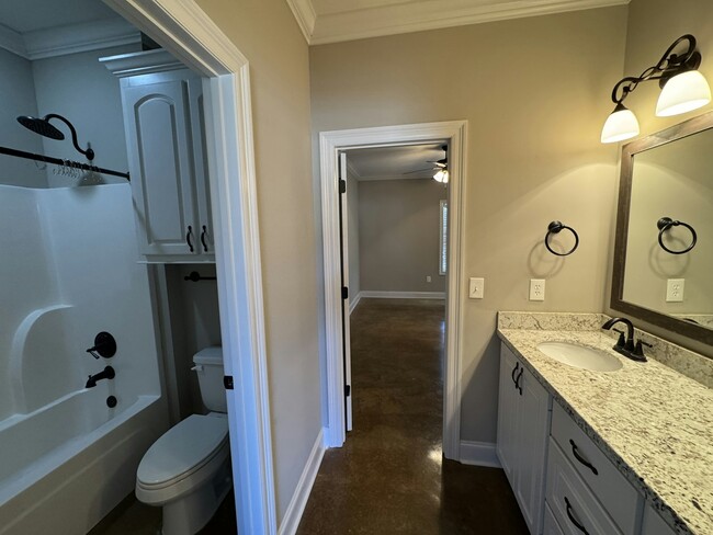 Building Photo - 509 Carrington Dr