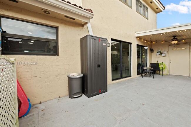 Building Photo - 6523 NW 170th Ln