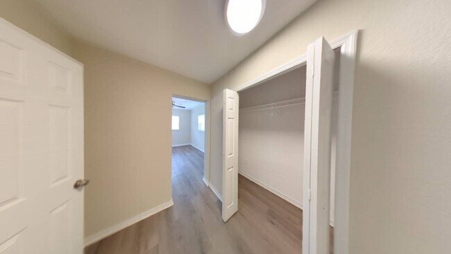 Building Photo - 1620 Guinyard Way