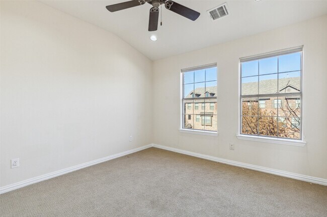 Building Photo - 1506 Biltmore Ln