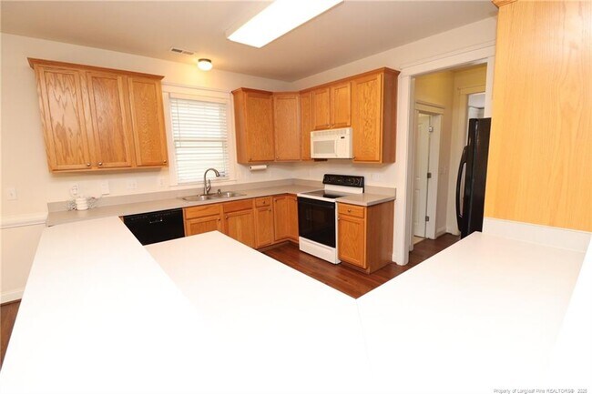 Building Photo - 5508 Cary Glen Blvd