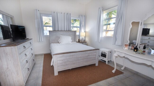 Building Photo - Long Term, Unfurnished Rental in Imperial ...