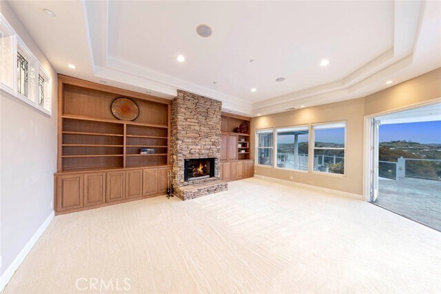 Building Photo - 12 San Remo