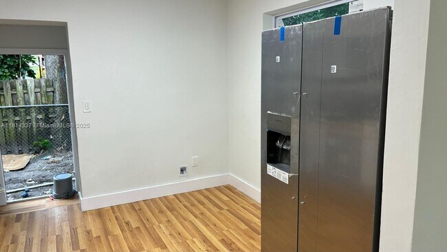 Building Photo - 4149 NW 23rd Ct