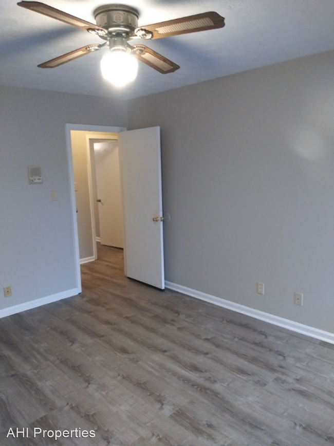 Building Photo - 3 br, 2.5 bath House - 2022 Rexford Road
